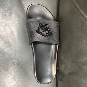 Versace Slides size 7